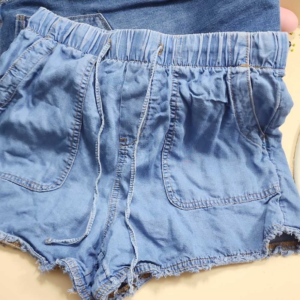 Time and Tru High Waist Blue Shorts